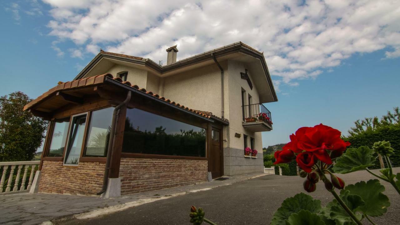 Tolare-Berri Hotel Zestoa Luaran gambar